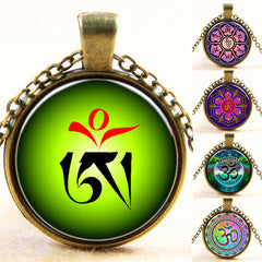 Casual Yoga Round OM Pendant